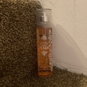 Pretty as a Peach B&BW